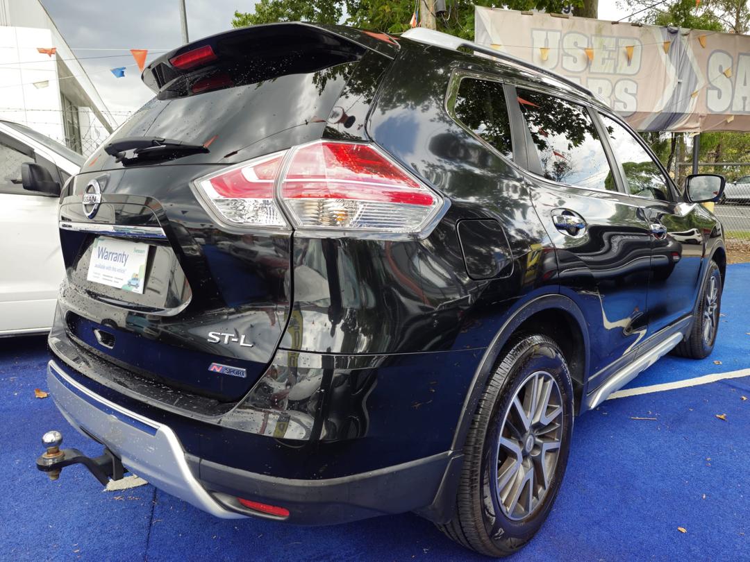 2016 Nissan ST-L