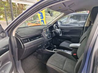 2019 Mitsubishi Outlander Outlander III (facelift 2018) Wagon Petrol Automatic black for sale at LENA AUS GROUP PTY LTD image 4