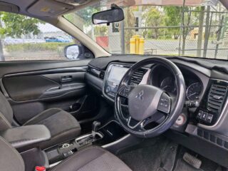 2019 Mitsubishi Outlander Outlander III (facelift 2018) Wagon Petrol Automatic black for sale at LENA AUS GROUP PTY LTD image 15