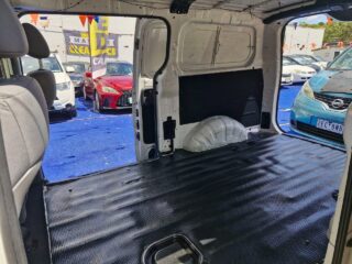 2019 Hyundai H 1 Van Diesel Automatic white for sale at LENA AUS GROUP PTY LTD image 19